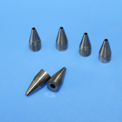 qualité 0.85mm ultra-haute précision laser soudage Tungstène acier buse Usine