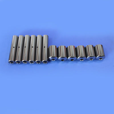 Cylindre de carbure de tungstène ultra-résistant à l'usure avec assemblage d'arbre au nitrure de silicium pour une haute durabilité et une résistance à la corrosion